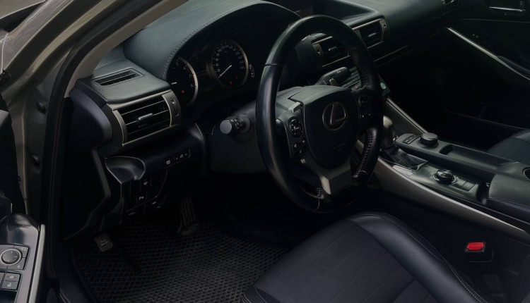 Lexus IS250 Lexus IS250