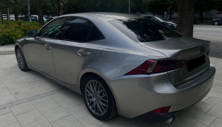 Lexus IS250